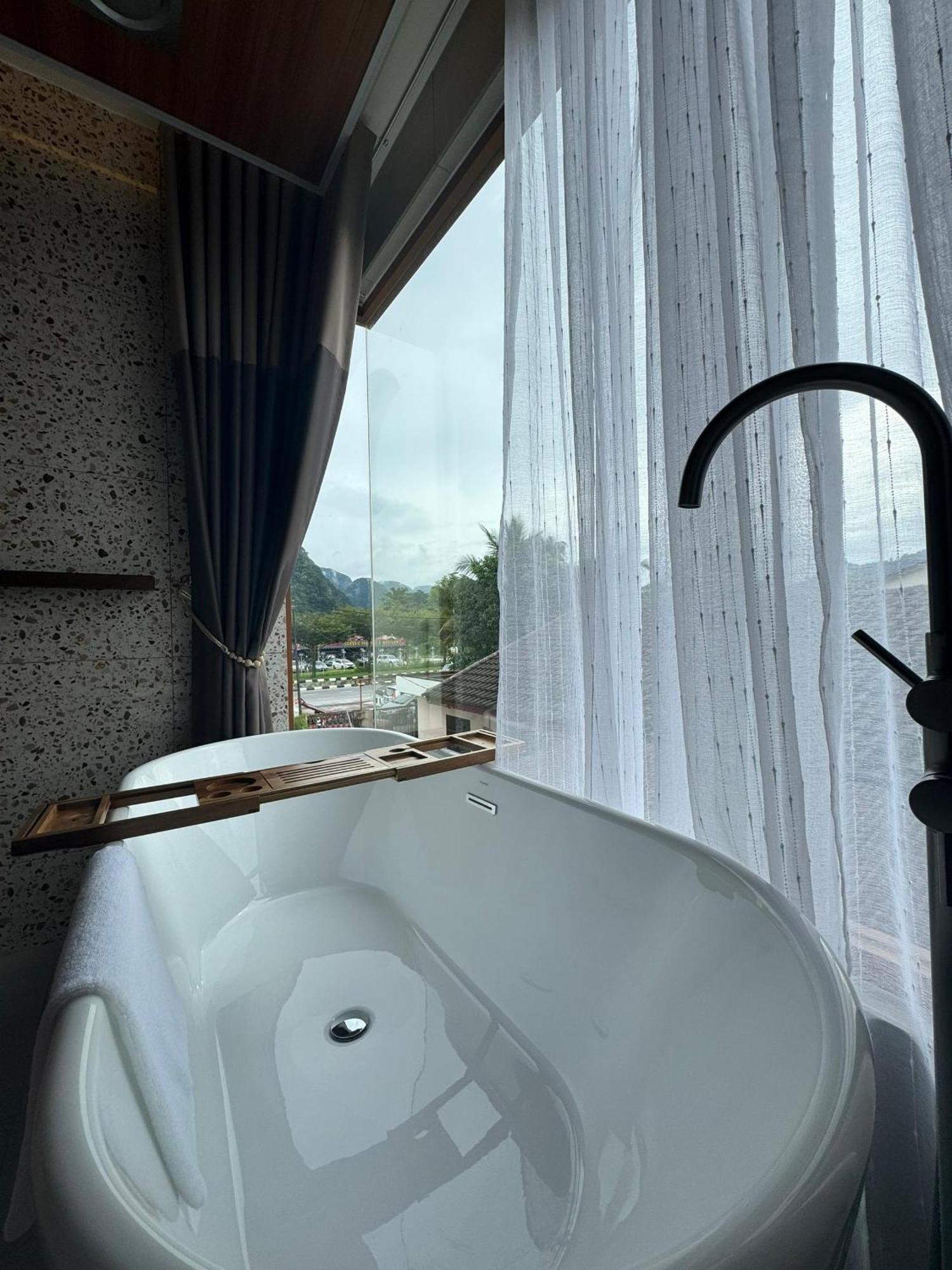 Muzi Boutique Hotel Ипох Екстериор снимка