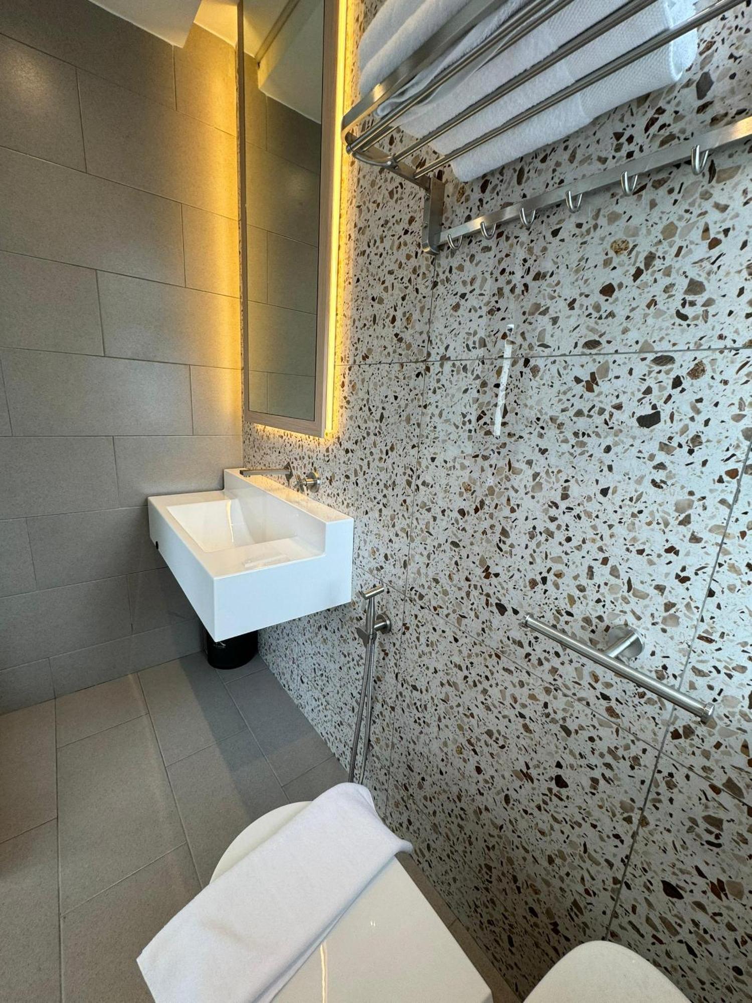 Muzi Boutique Hotel Ипох Екстериор снимка